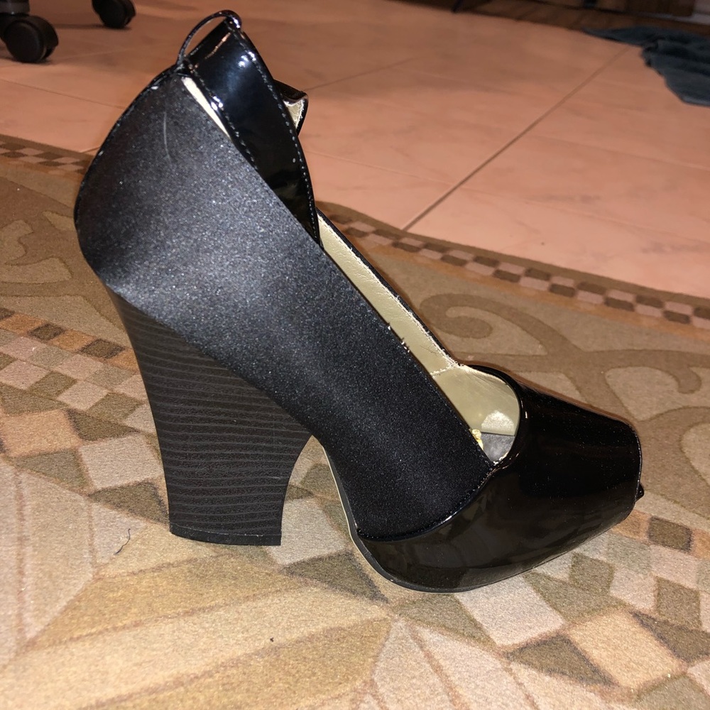 Peep toe unique wedge heel